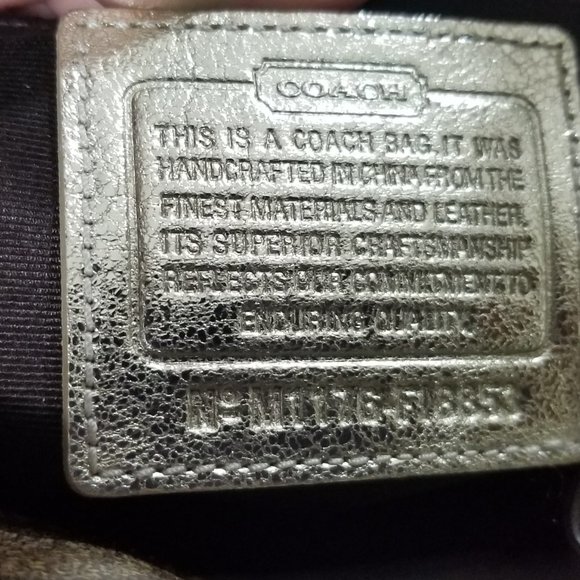 Classic Coach Bag and matching wallet , Excellent condition - Picture 2 of 12